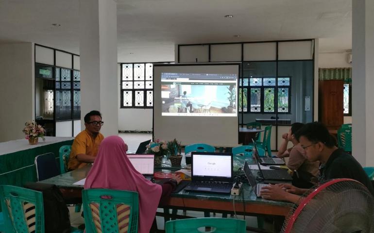 pelatihan website